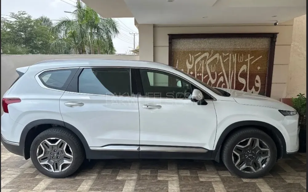 Hyundai Santa Fe 2024 for Sale in Lahore Image-1