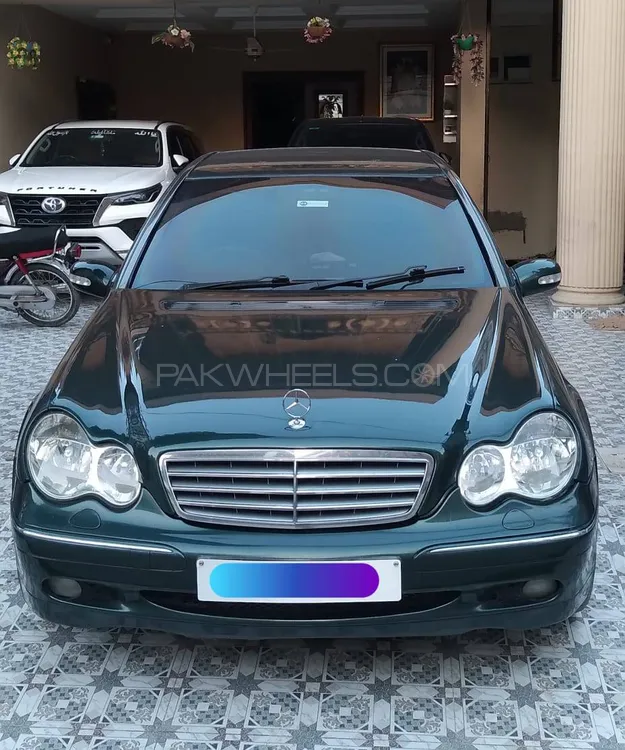 Mercedes Benz C Class 2003 for Sale in Lahore Image-1
