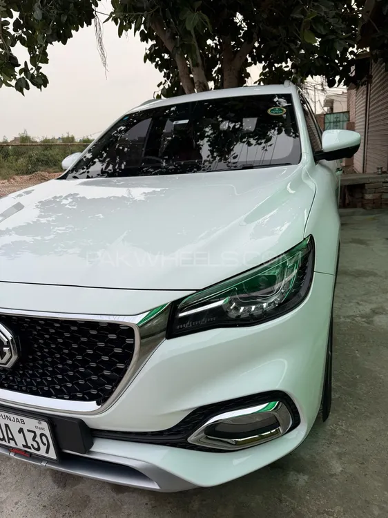 MG HS 2025 for Sale in Multan Image-1