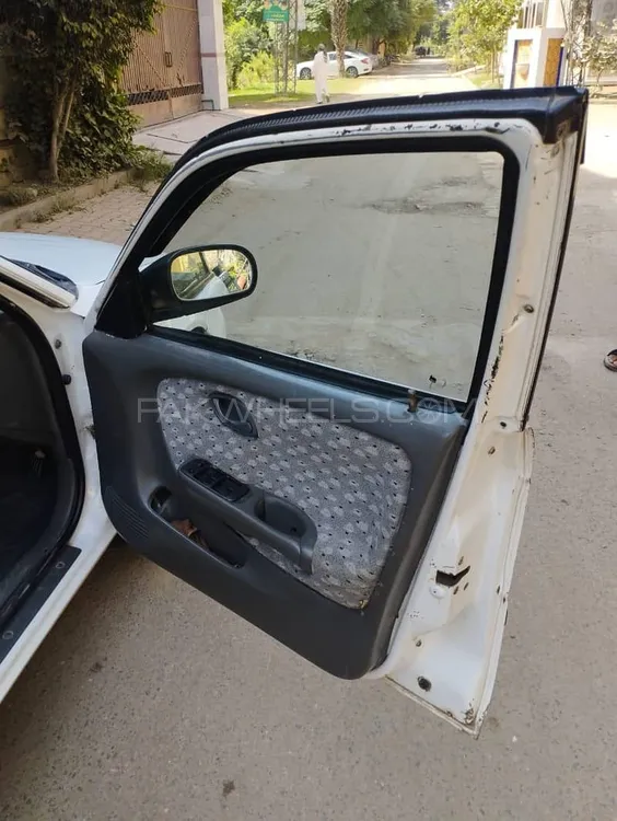 Suzuki Baleno 2003 for Sale in Lahore Image-1
