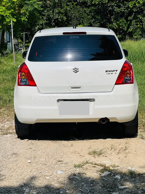Suzuki Swift 2018 for Sale in Islamabad Image-1