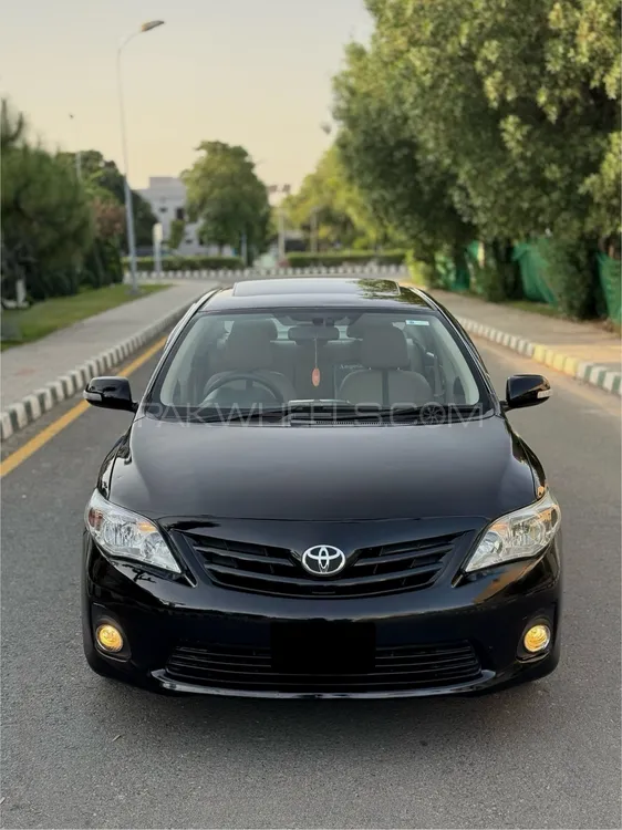 Toyota Corolla 2012 for Sale in Lahore Image-1