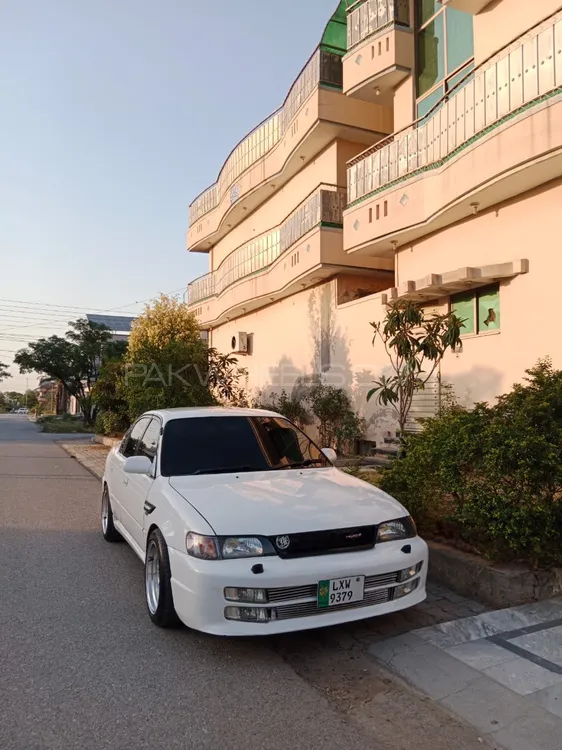 Toyota Corolla 2001 for Sale in Peshawar Image-1