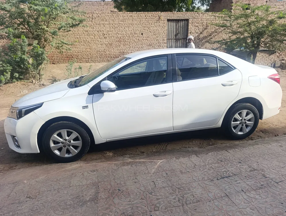 Toyota Corolla 2017 for Sale in Toba Tek Singh Image-1