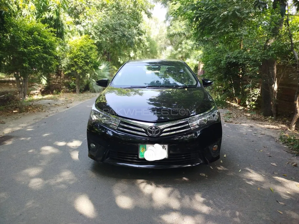 Toyota Corolla 2015 for Sale in Lahore Image-1