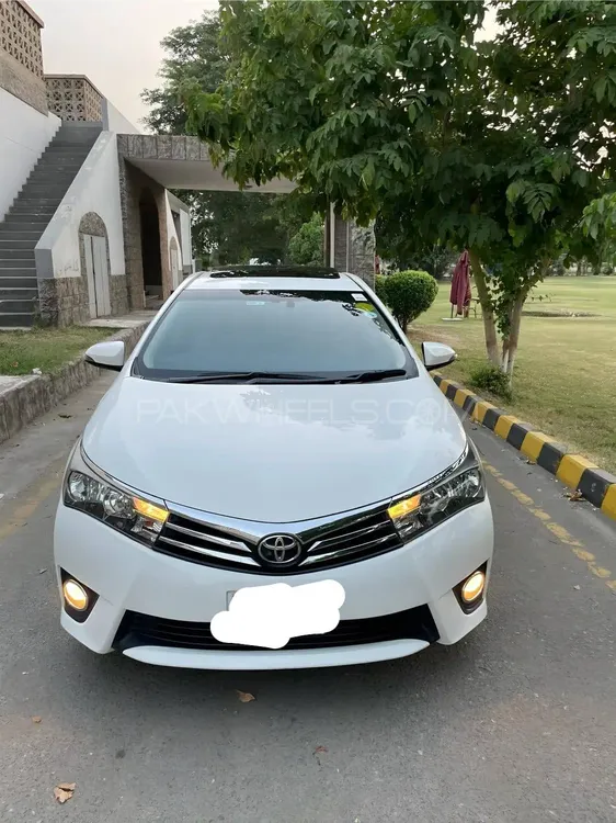 Toyota Corolla 2016 for Sale in Islamabad Image-1