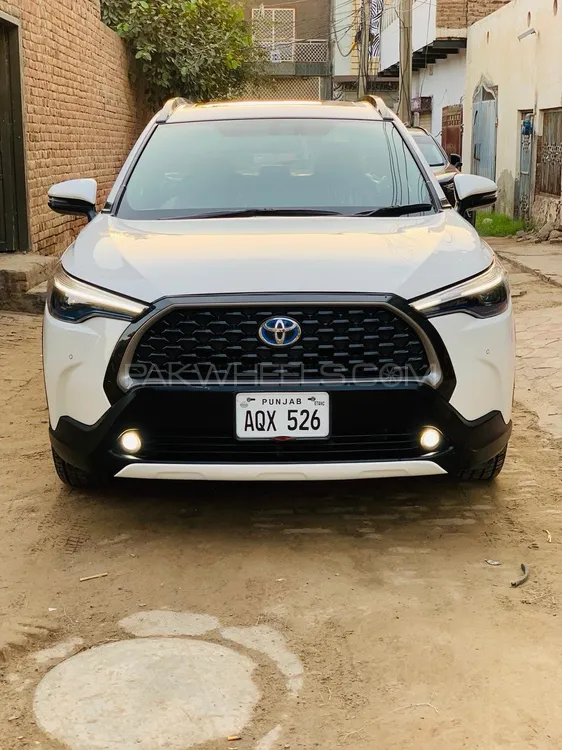 Toyota Corolla Cross 2024 for Sale in Mian Channu Image-1