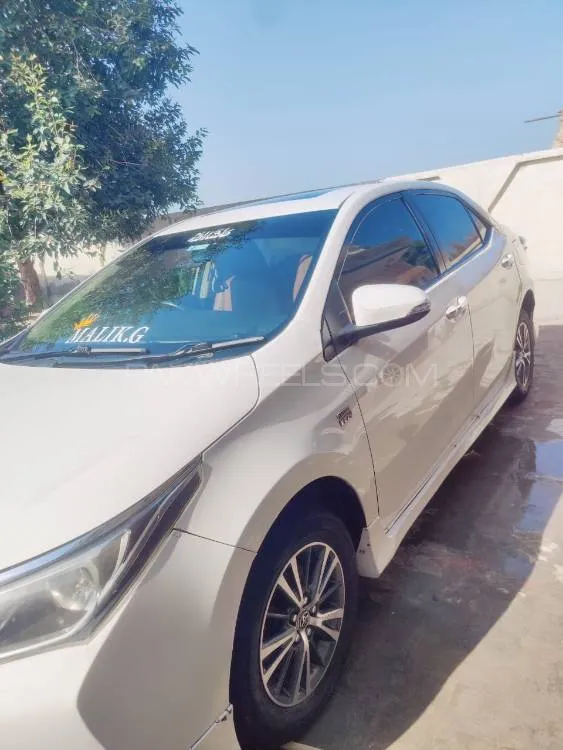 Toyota Corolla 2017 for Sale in Multan Image-1