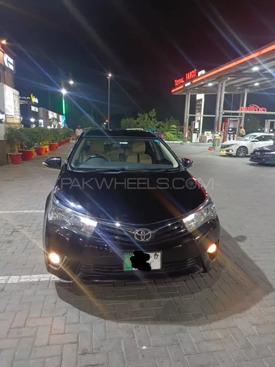 Toyota Corolla 2016 for Sale in Lahore Image-1