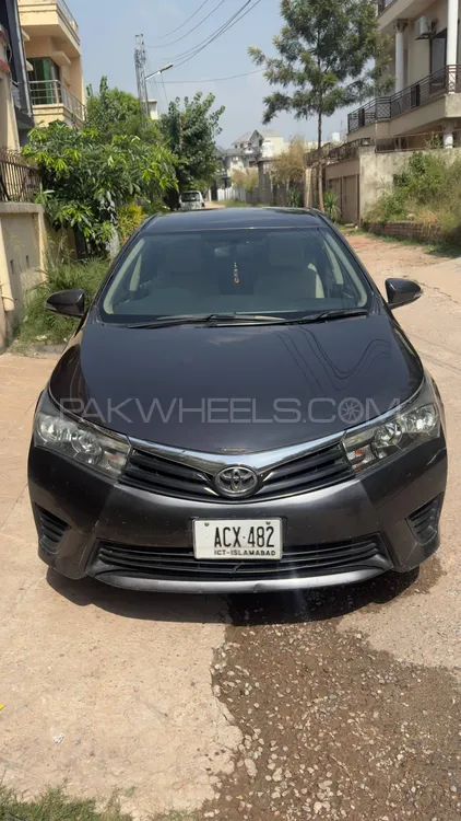 Toyota Corolla 2017 for Sale in Islamabad Image-1