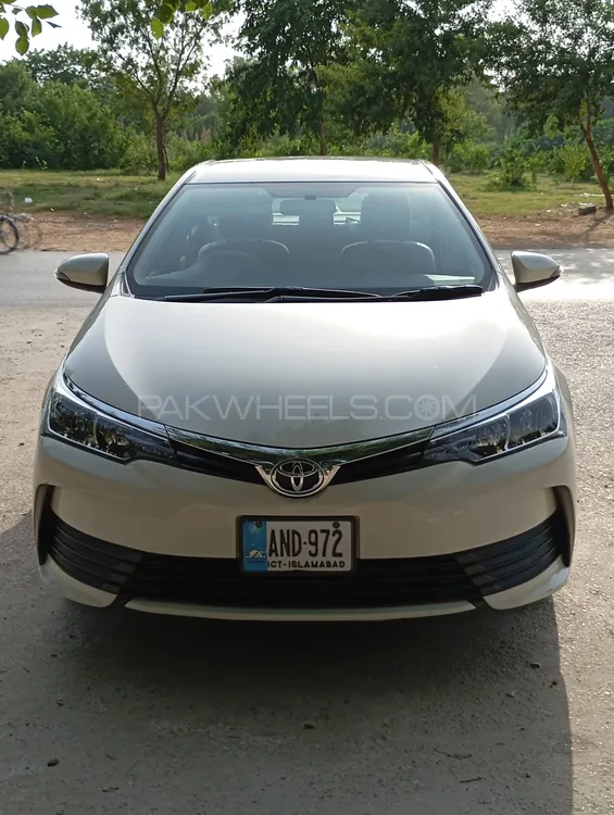 Toyota Corolla 2019 for Sale in Islamabad Image-1