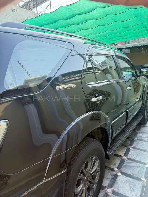 Toyota Fortuner 2015 for Sale in Lahore Image-1