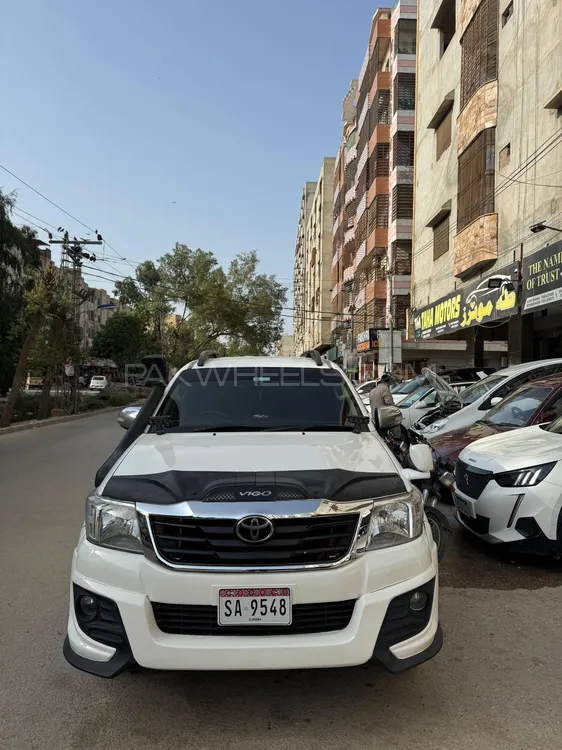 Toyota Hilux 2016 for Sale in Hyderabad Image-1