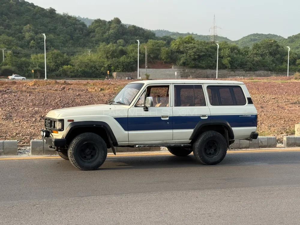 Toyota Land Cruiser 1986 for Sale in Islamabad Image-1