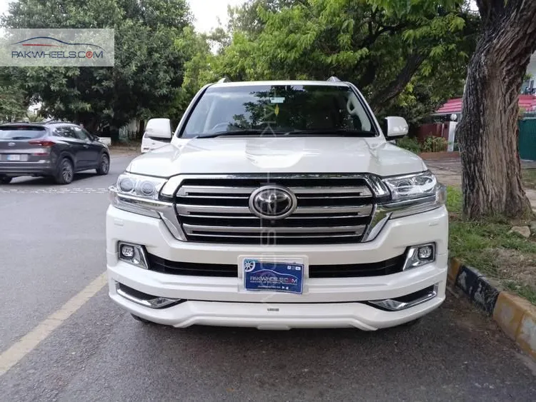 Toyota Land Cruiser 2019 for Sale in Islamabad Image-1