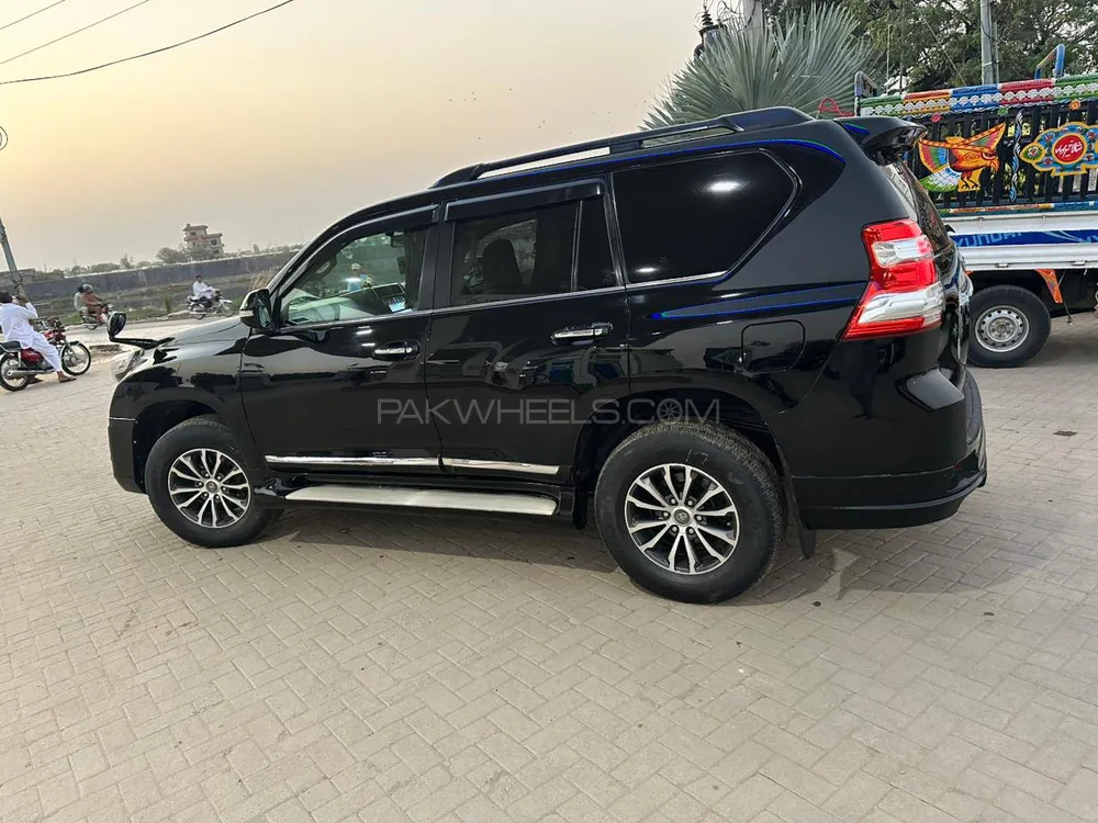 Toyota Prado 2010 for Sale in Gujrat Toyota Prado 2010 for Sale in Gujrat Image-5