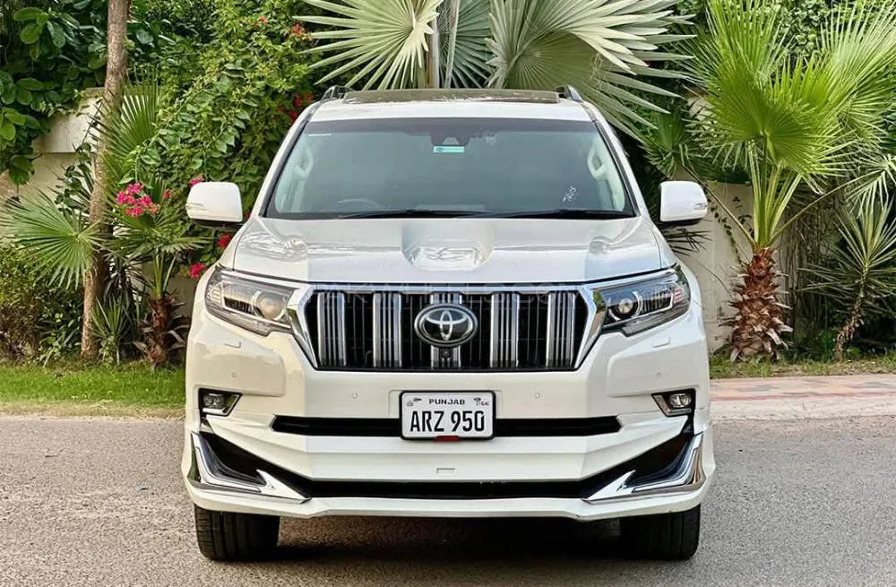 Toyota Prado 2017 for Sale in Lahore Image-1