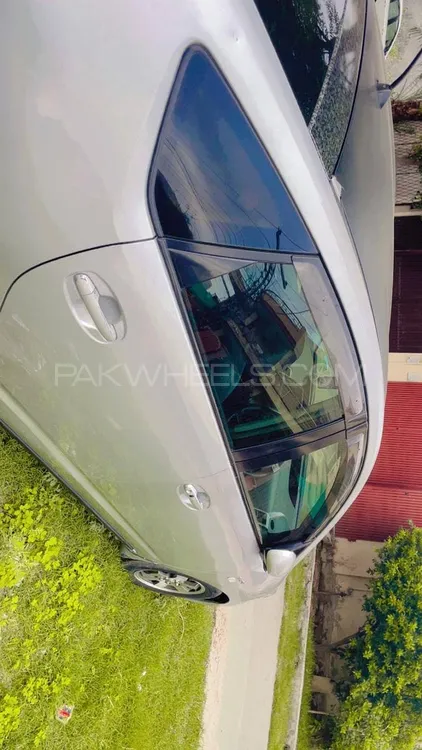 Toyota Prius 2007 for Sale in Lahore Image-1