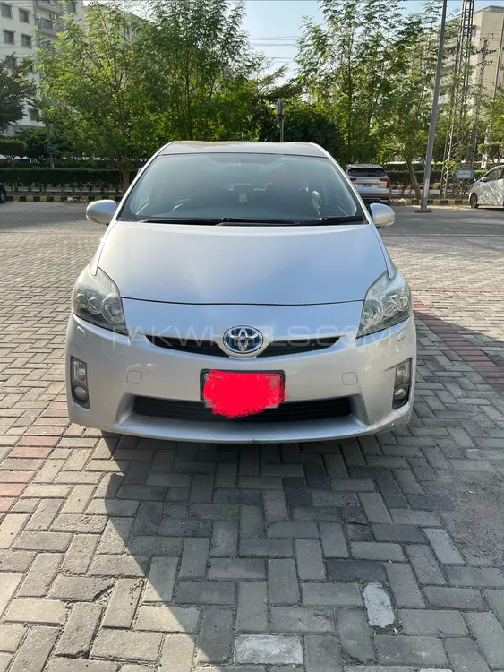 Toyota Prius 2011 for Sale in Lahore Image-1