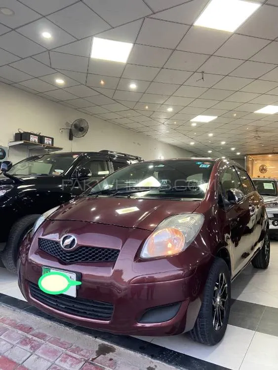 Toyota Vitz 2011 for Sale in Multan Image-1