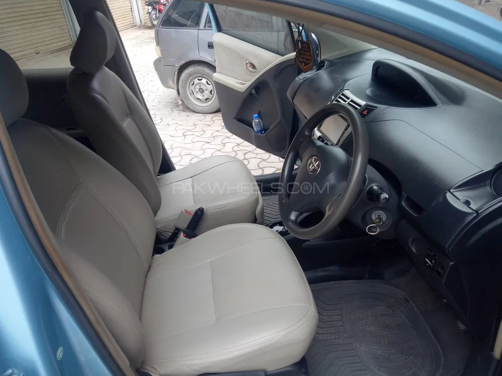 Toyota Vitz 2007 for Sale in Islamabad Image-1
