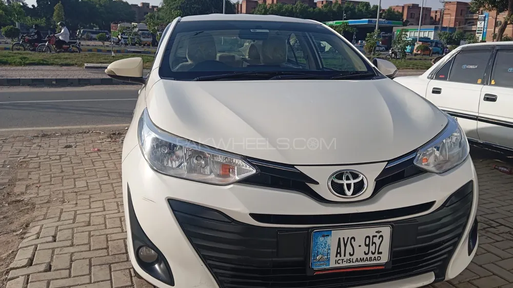 Toyota Yaris Sedan 2022 for Sale in Lahore Image-1