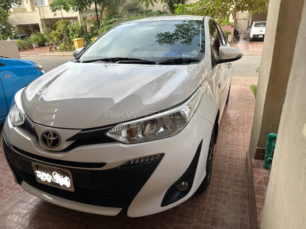 Toyota Yaris Sedan 2021 for Sale in Karachi Image-1