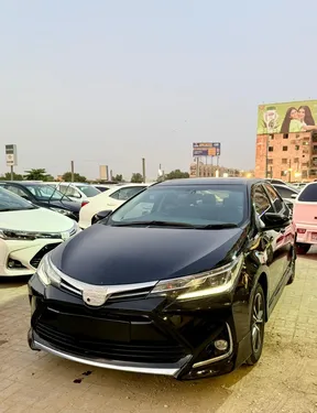 Toyota Corolla Altis Grande X CVT-i 1.8 Black Interior 2022