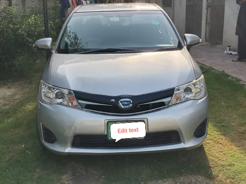 Toyota Corolla Axio Hybrid 1.5 2014
