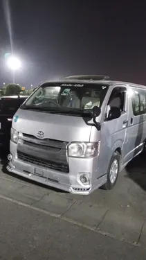 Toyota Hiace 2017