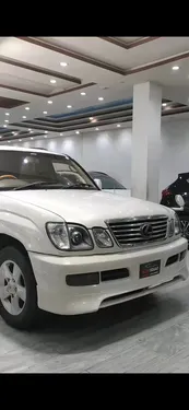 Toyota Land Cruiser Cygnus 2004