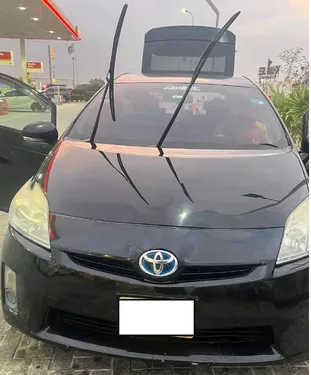 Toyota Prius Alpha 2011