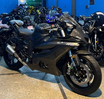 Yamaha YZF-R6S 2025