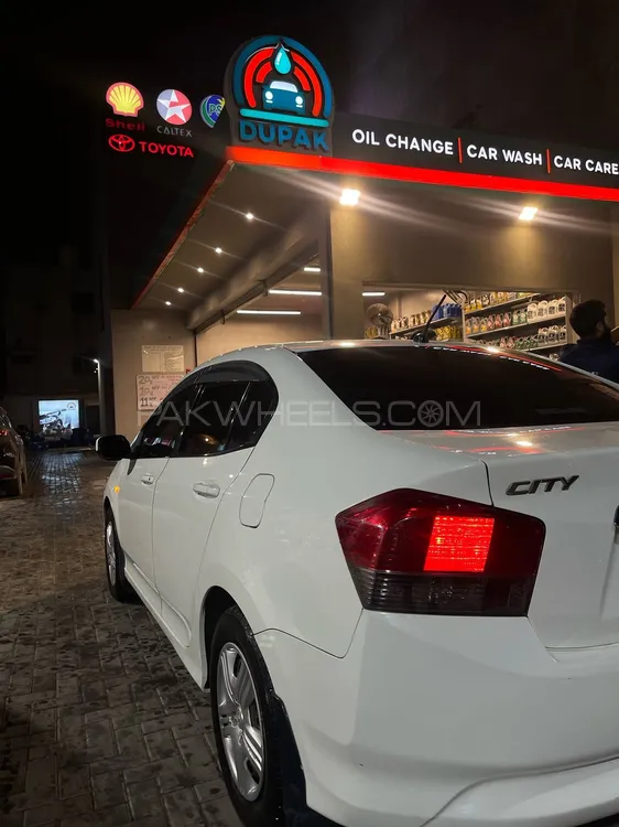 Honda City 2010 for Sale in Lahore Image-1