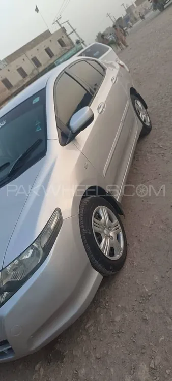 ہونڈا سٹی 2014 for Sale in صادق آباد ہونڈا سٹی 2014 for Sale in صادق آباد Image-2