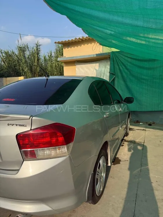 ہونڈا سٹی 2014 for Sale in صادق آباد ہونڈا سٹی 2014 for Sale in صادق آباد Image-9