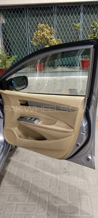 Honda City 2020 for Sale in Islamabad Honda City 2020 for Sale in Islamabad Image-14