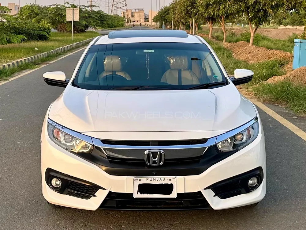 Honda Civic 2017 for Sale in Lahore Image-1