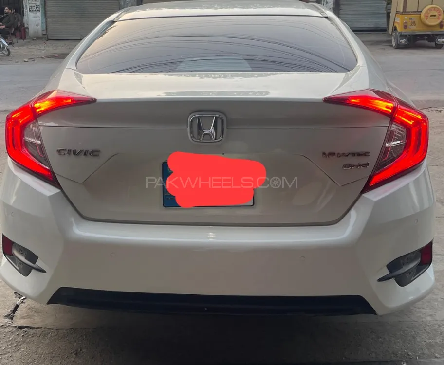 Honda Civic 2018 for Sale in Rawalpindi Image-1