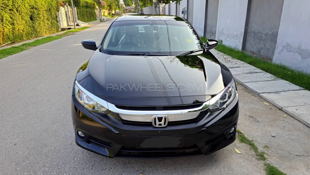 Honda Civic 2018 for Sale in Peshawar Image-1