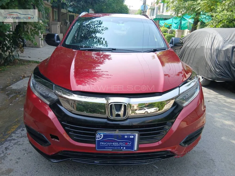 Honda Vezel 2017 for Sale in Lahore Image-1