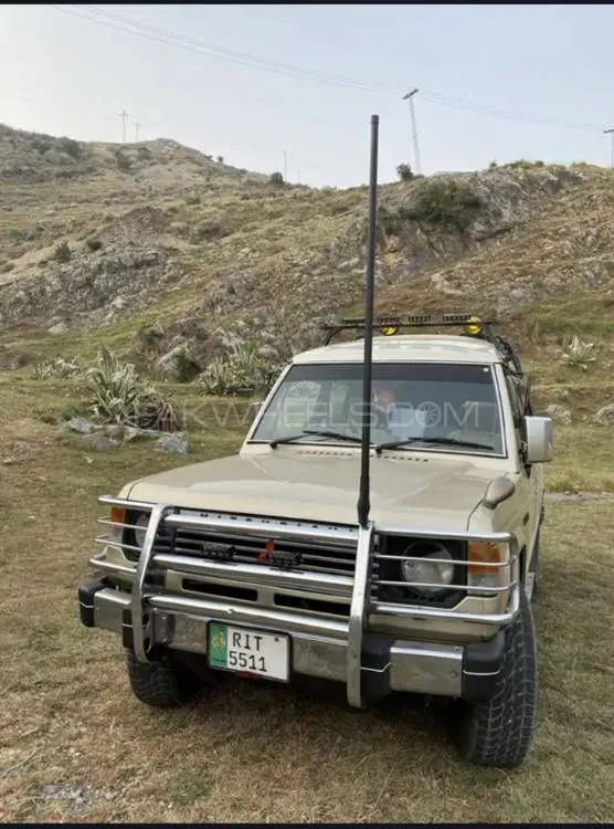 Mitsubishi Pajero 1991 for Sale in Abbottabad Image-1