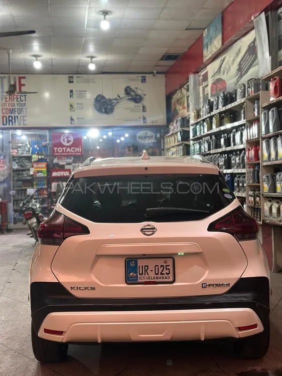 Nissan Kicks 2020 for Sale in Lahore Image-1