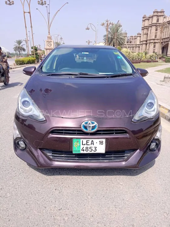 Toyota Aqua 2015 for Sale in Gujranwala Image-1