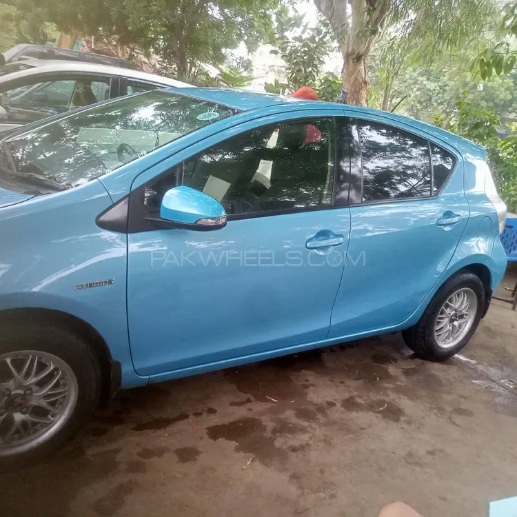 Toyota Aqua 2012 for Sale in Karachi Image-1