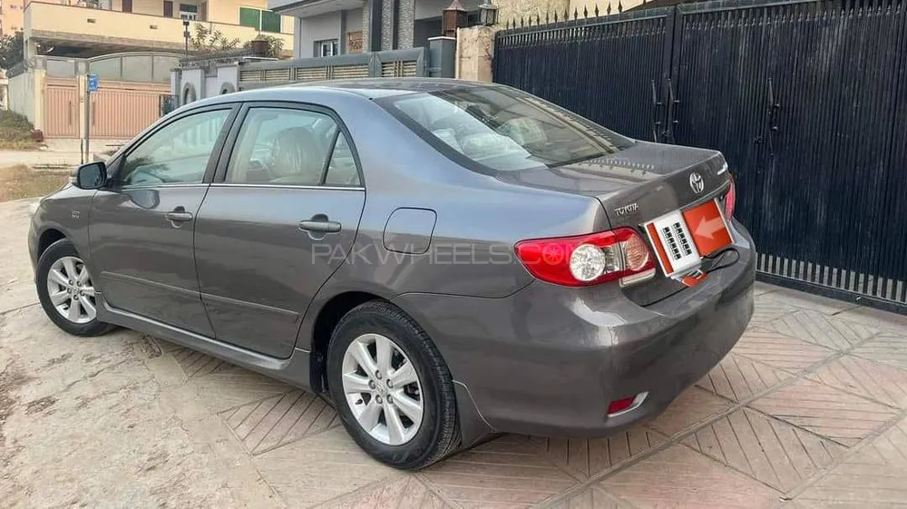 Toyota Corolla 2012 for Sale in Multan Image-1