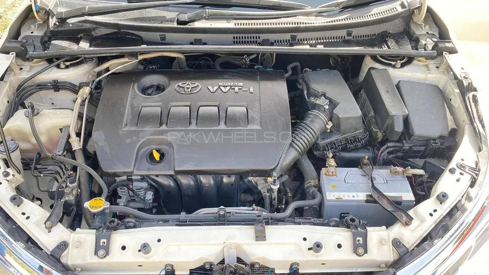Toyota Corolla 2020 for Sale in Islamabad Image-1