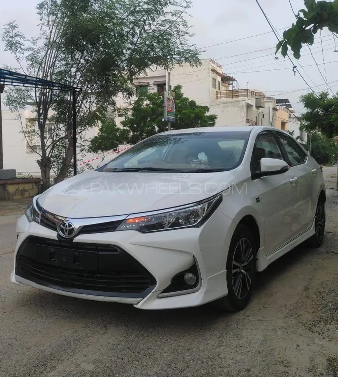 Toyota Corolla 2020 for Sale in Karachi Image-1