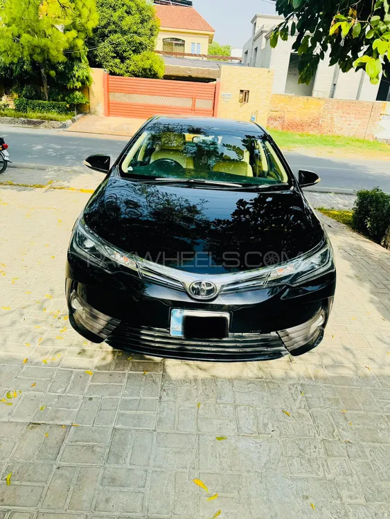 Toyota Corolla 2018 for Sale in Lahore Image-1