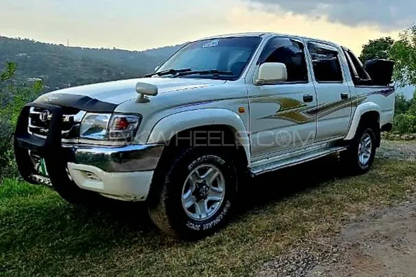 Toyota Hilux 2002 for Sale in Kashmir Image-1
